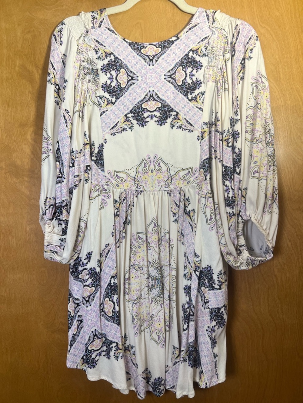 Free People Girl Talk Tunic Top in Ivory Combo, deep V neck, great pockets, EUC - Picture 8 of 9